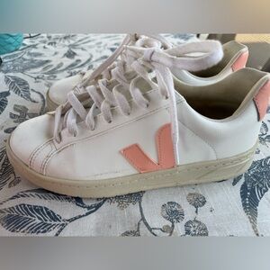 Veja White and Pink Sneakers Sz 7